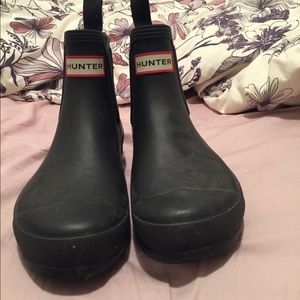 Chelsea cut hunter rain boots size 6